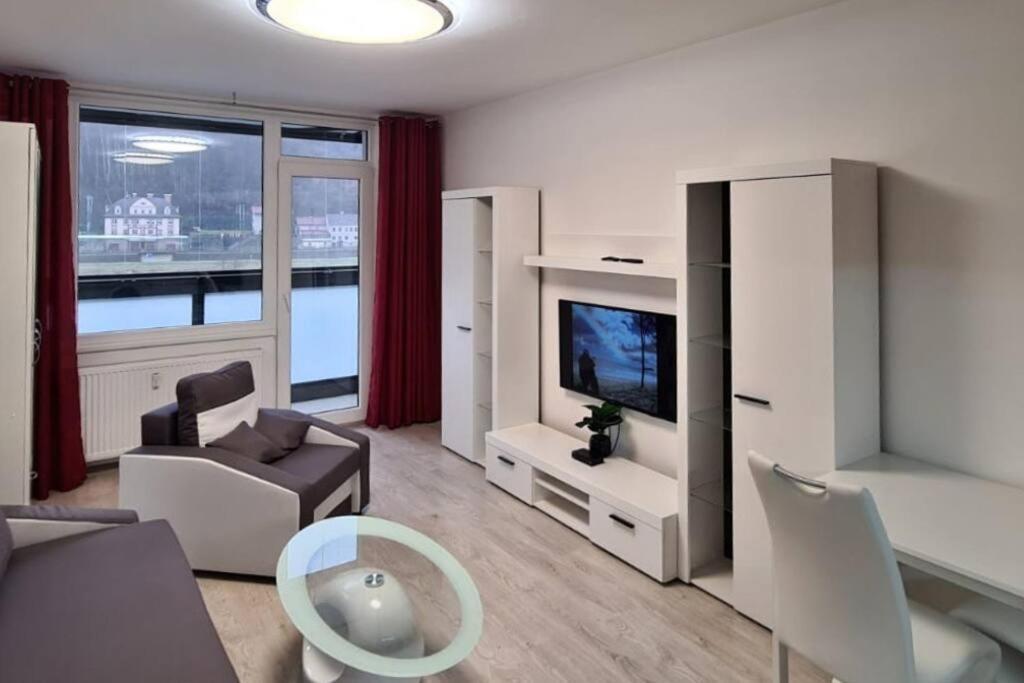 Utulny Apartman V Centru, S Krasnym Vyhledem Decin Eksteriør bilde